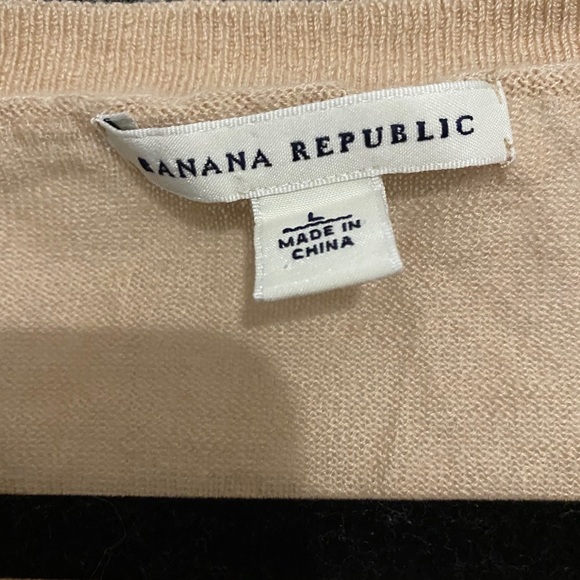 V neck sweater - Picture 2 of 2